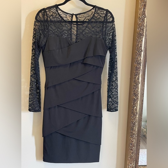 Rare WHBM lace illusion slimming dress NWT - Picture 6 of 6